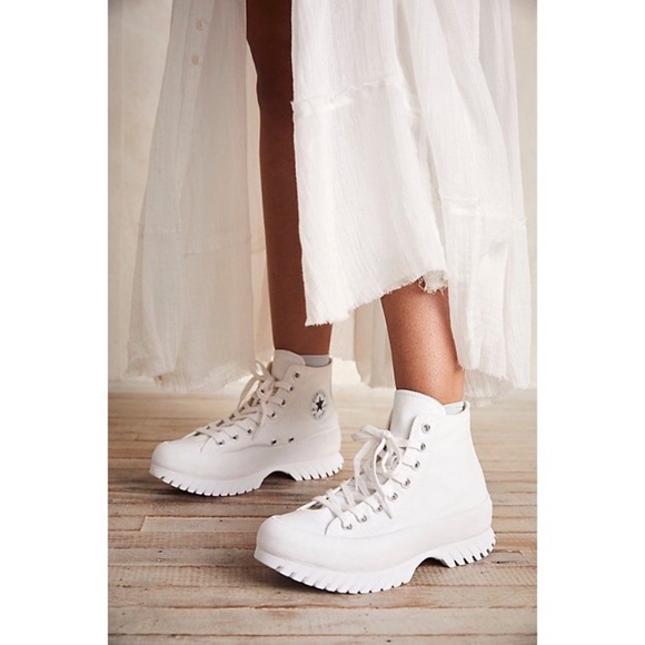 Converse Shoes - ⭐️ Converse Chuck Taylor All Star Lugged 2.0 Sneakers